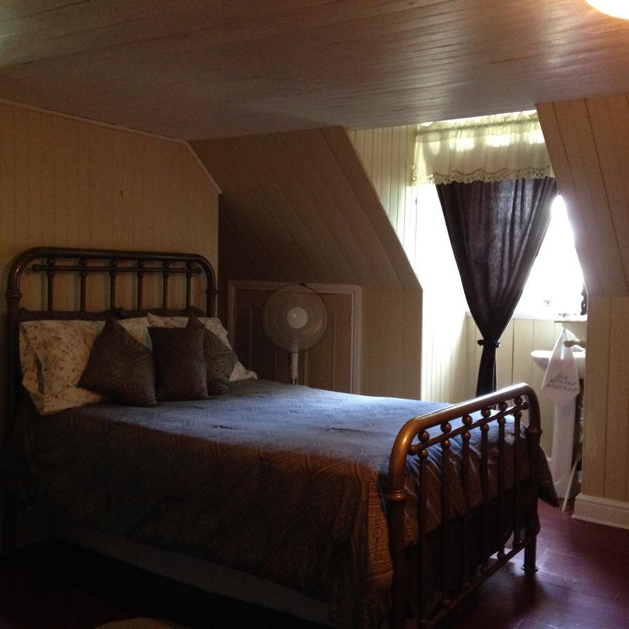 Auberge Les Blancs Moutons Saint-Laurent-de-l'ile d'Orleans Eksteriør billede